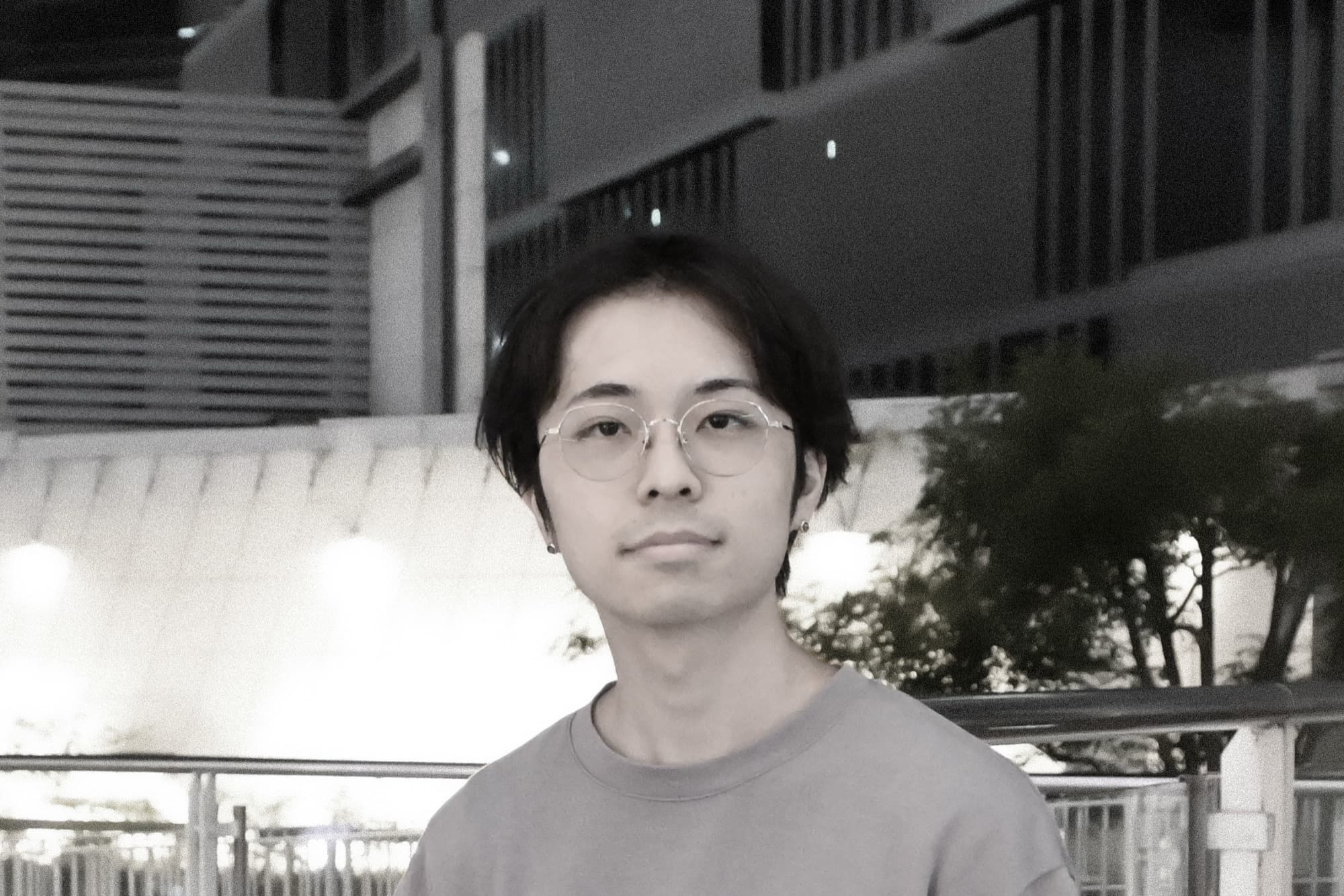 遠山玲雄